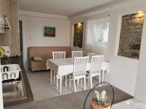 Posezení v ubytování APARTMA KANTINA