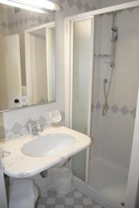 Gallery image of Hotel Carlton in Riccione +67 photos