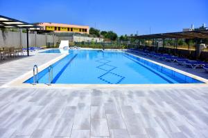 Swimmingpoolen hos eller tæt på KAYA GARDEN OTEL