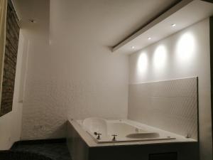 Bagno di Hostal & Spa Casa Real