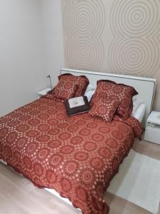 Letto o letti in una camera di Modern, Quiet & Cozy Apartment in the middle of Downtown near Danube at Fashion street