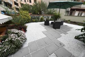 A garden outside Il giardino nascosto