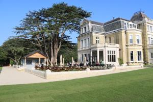 Gallery image of The Mansion in Southampton