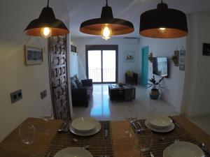Kép Casa Mixa con decoración estilo industrial szállásáról Mijasban a galériában