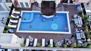Bazén v ubytování Royal View Hotel nebo v jeho okolí
