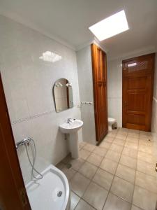 Koupelna v ubytování Villa Tijuana - Jacuzzi, Playa y Naturaleza en Gran Canaria