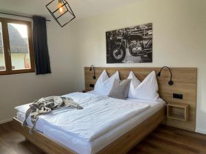 Łóżko lub łóżka w pokoju w obiekcie Seaways Apartments