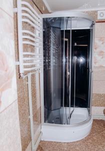 Bilik mandi di Family House Volosianka