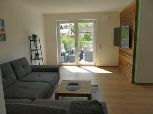 Posezení v ubytování Ferienwohnung an der Ach