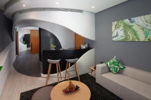 Posezení v ubytování Al Khoory Sky Garden Hotel