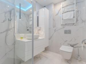 Kúpeľňa v ubytovaní Apartament Premium Bliżej Morza + 30 fotografií