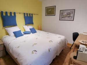 Postel nebo postele na pokoji v ubytování Les Sittelles - Tilff