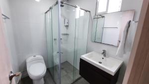 Vannituba majutusasutuses Bayit Tov Circunvalar Hotel