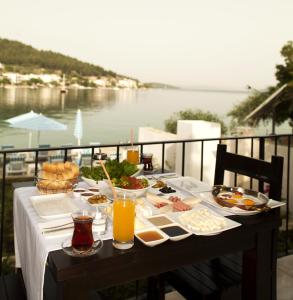 Gallery image of Zena Hotel Bodrum in Guvercinlik