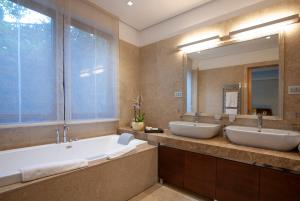A bathroom at Alexandar Montenegro Luxury Suites & Spa