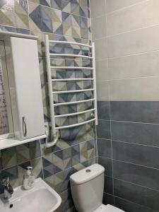 Um banheiro em Апартаменты Соборная площадь/Дерибасовская