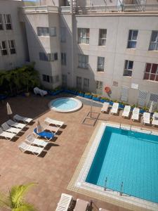 Bazén v ubytovaní MARTSARAs PLAYA SARDINA alebo v jeho blízkosti