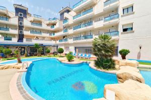 The swimming pool at or close to Apartment Eunice