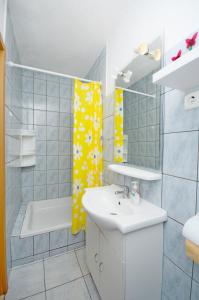 Koupelna v ubytování Apartments Jadranka
