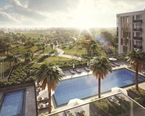 Výhled na bazén z ubytování Fresh 2BR at Mudon Views 4 Dubailand by Deluxe Holiday Homes nebo okolí