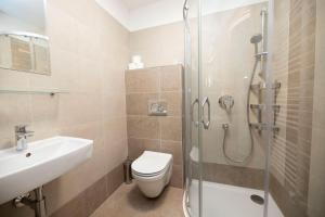 Koupelna v ubytování Hotel Rakovec