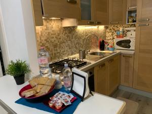 A kitchen or kitchenette at Beach e Relax a Giulianova