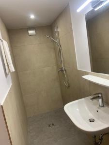 Koupelna v ubytování Smart Stay Rooms Feldkirch