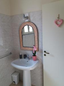Kúpeľňa v ubytovaní Casa di Laura a 50 mt dal mare