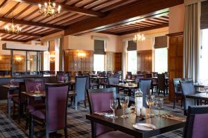 Restaurace v ubytování The Highland Hotel by Compass Hospitality