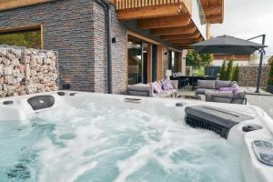 Bazén v ubytovaní Chalet Amadeus alebo v jeho blízkosti