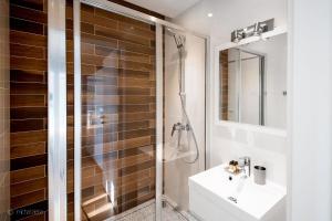 Kúpeľňa v ubytovaní Harenda Residence - Destigo Hotels + 37 fotografií