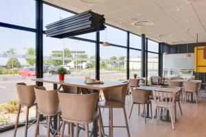 Gallery image of B&B HOTEL Reims Croix Blandin in Reims