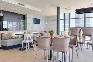 Dining area sa hotel