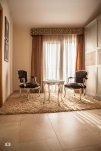 Hotel Versalles, Granja de Rocamora – Updated 2022 Prices