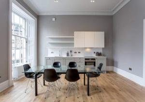 ALTIDO Huge 5* Georgian Apartment - Great Location