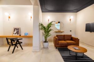 Gallery image of Minimalist One Hauz Khas Village in New Delhi