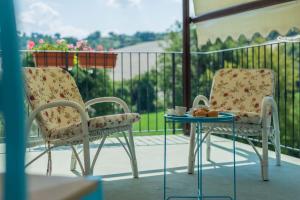 A balcony or terrace at Villa Rosa