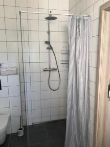 Koupelna v ubytování Apartmán DUO Plešivec + 14 fotografií