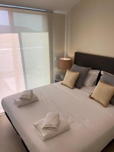 Postel nebo postele na pokoji v ubytování Luxury Penthouse Gerardo - The View Fuengirola