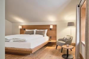 Hotel Post Andeer客房内的一张或多张床位