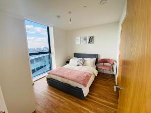 Gallery image of Penthouse Manchester With Balcony Views in Manchester