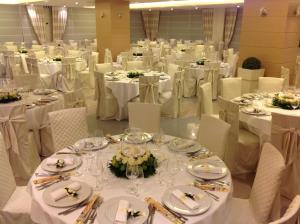 Restoran atau tempat lain untuk makan di Hotel Pomara
