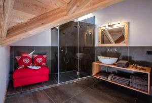 Kép Grizzly Haus & Frosch Restaurant - Teritoria szállásáról Varenában a galériában