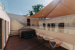 Balkón alebo terasa v ubytovaní Hotel & Restaurant Chateau Trnová