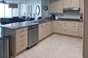 A kitchen or kitchenette at Caribe