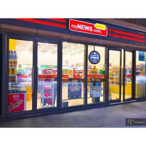Supermarket nebo jiné obchody v  hotelu nebo okolí