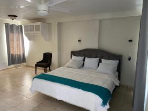 Gallery image of Mountain View Hotel and Bar Restaurant in Cap-Ha&iuml;tien