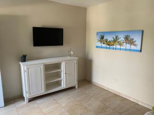 Gallery image of Mountain View Hotel and Bar Restaurant in Cap-Ha&iuml;tien