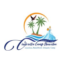 un logo pour une île de l'océan avec un palmier dans l'établissement Cinderella Camp Nuweiba, à Nuweiba