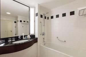 Un baño de Radisson Blu Carlton Hotel, Bratislava